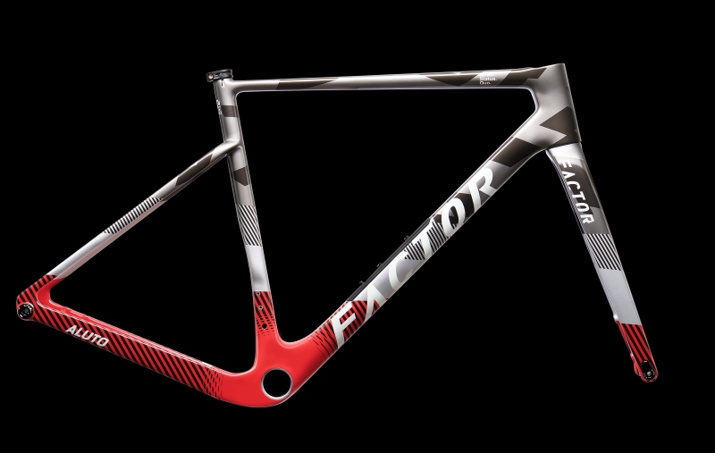  Factor-ALUTO-Quattro-Grey-6