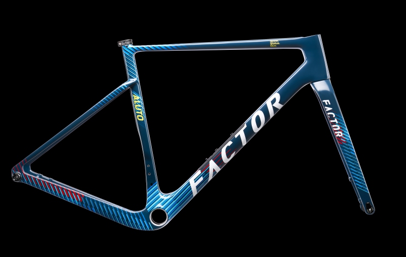  Factor-Aluto-niebieski-7