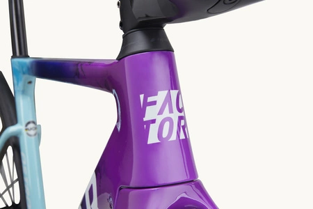 Factor OSTRO VAM OCEANIC EDITION