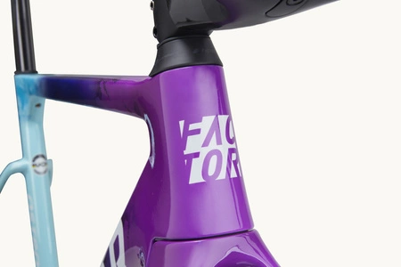 Factor OSTRO VAM OCEANIC EDITION