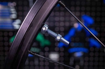 MUC-OFF WENTYLE TUBELESS 44MM SZARE Tubeless Valves/44mm/Grey V2