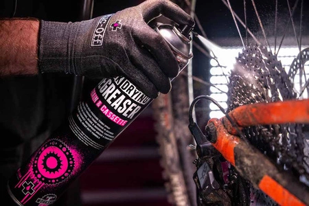 MUC-OFF WYSOKOCIŚNIENIOWY ODTŁUSZCZACZ DO ŁAŃCUCHA I KASET High Pressure Quick Drying Degreaser - Chain & Cassette 750ml