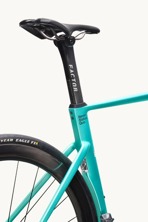 Factor MONZA Steel Green