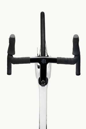 Factor MONZA Pearl White